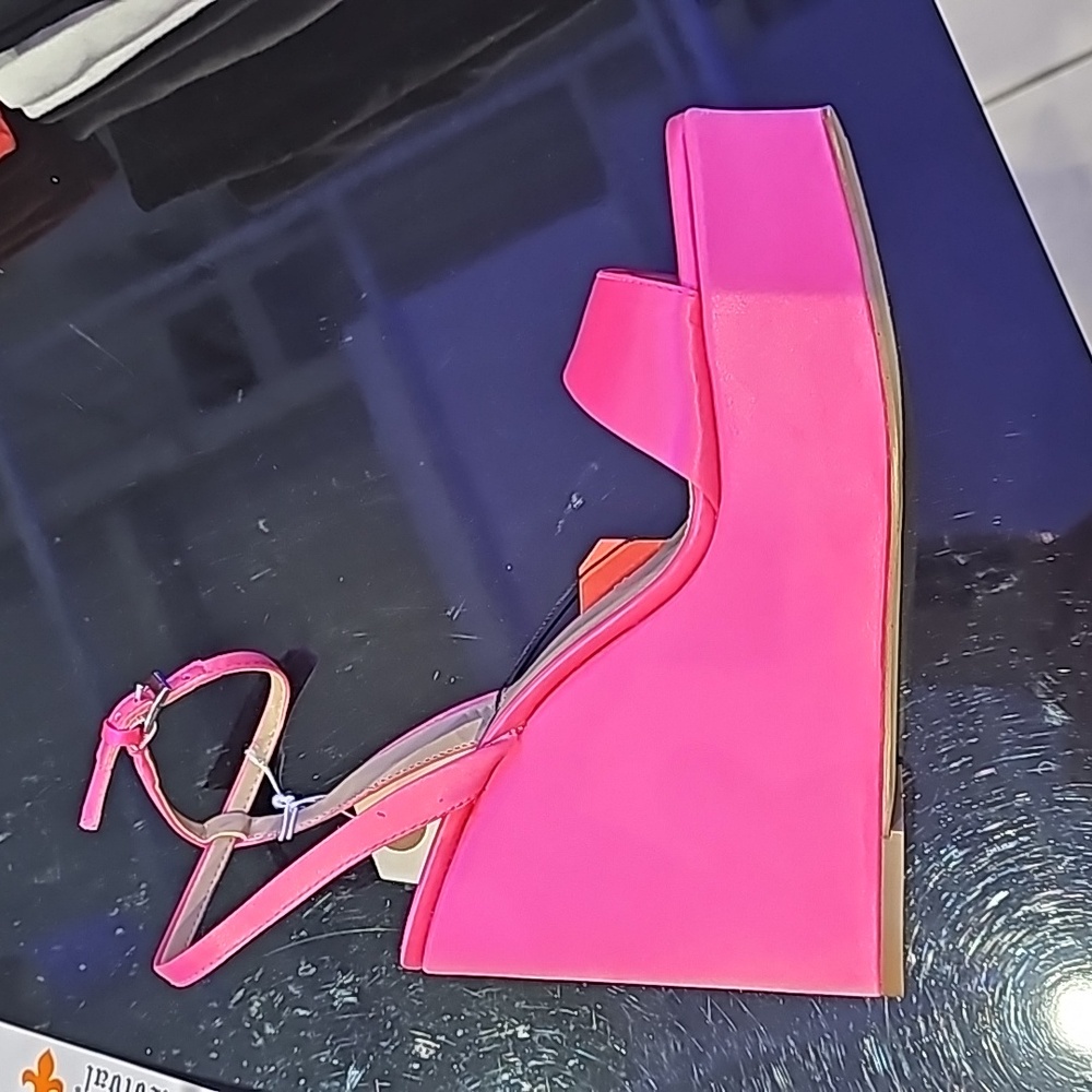 Steve Madden Wedges